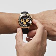 Rolex Daytona Yellow Gold black