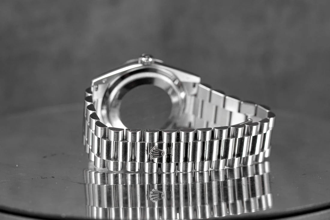 DAYDATE 36MM WHITEGOLD MOP BAGUETTE DIAL