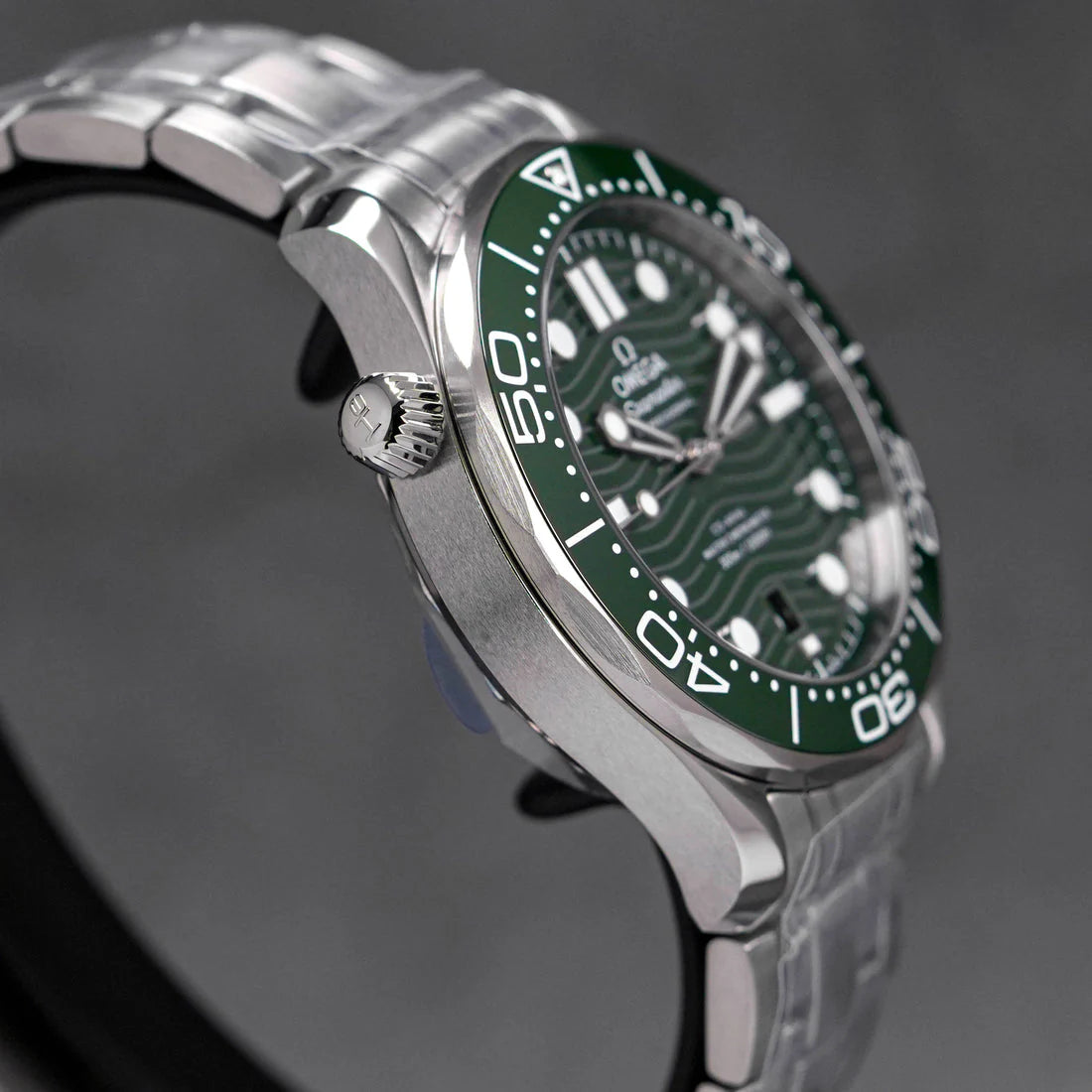 SEAMASTER DIVER 300 GREEN DIAL