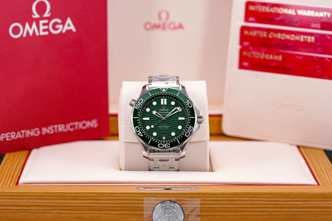 SEAMASTER DIVER 300 GREEN DIAL