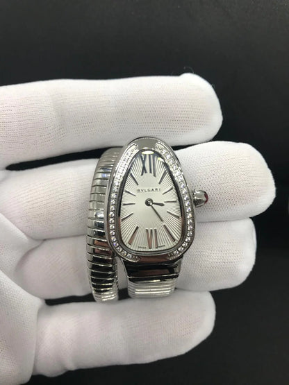 Bvlgari Serpenti Argenté fond blanc sertie