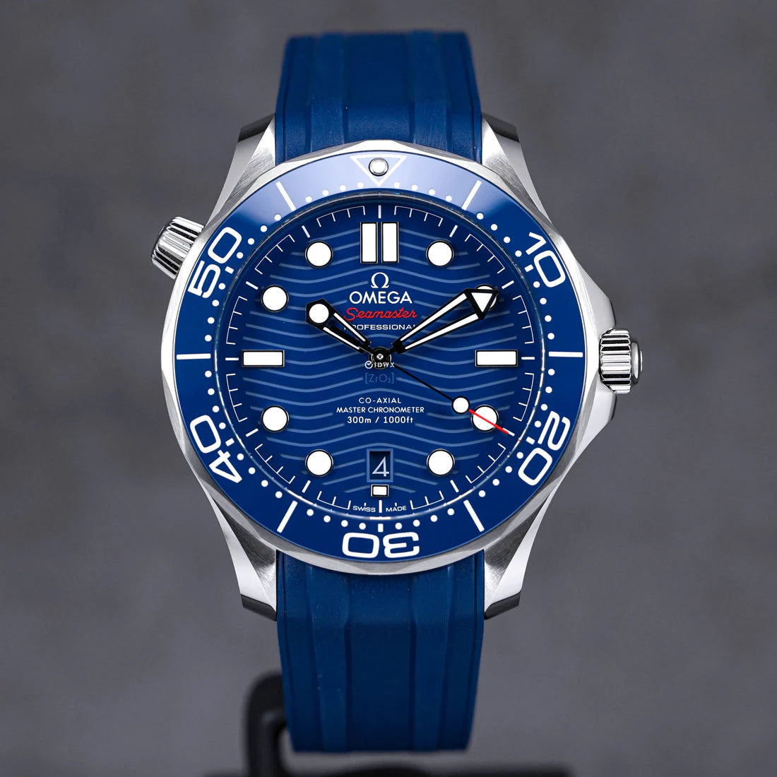 SEAMASTER DIVER 300 BLUE DIAL RUBBER STRAP (2025)