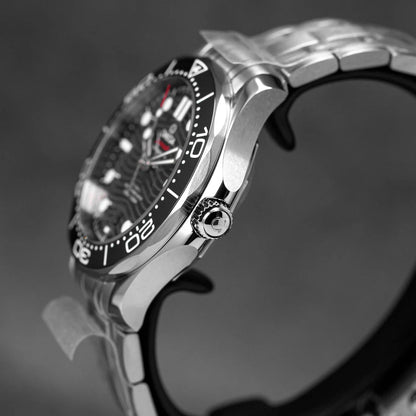 SEAMASTER DIVER 300 BLACK DIAL (2025)