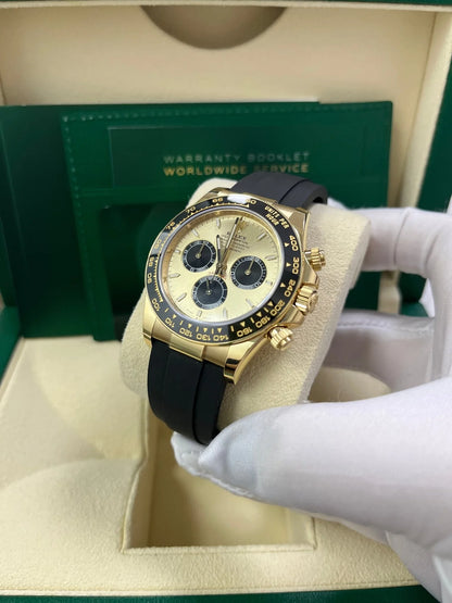 Rolex Daytona Yellow Gold black